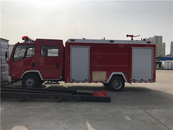 东风153泡沫消防车