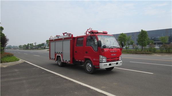 五十铃泡沫消防车