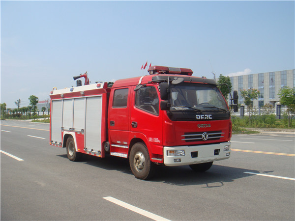 最新东风153泡沫消防车