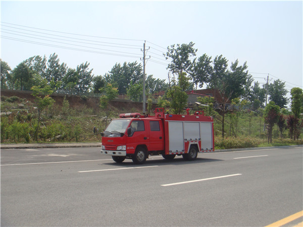 江铃水罐消防车（2吨）