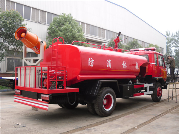 东风153消防打药车