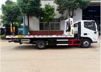 福田欧马可蓝牌清障车