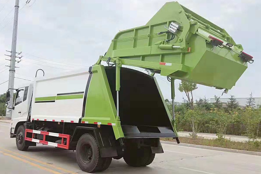 东风8吨压缩垃圾车
