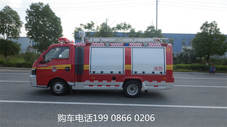 小型救援车