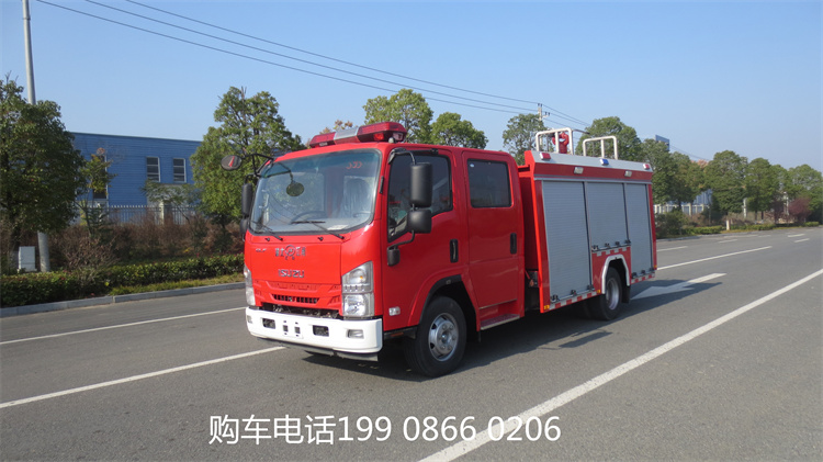 3吨水罐消防车