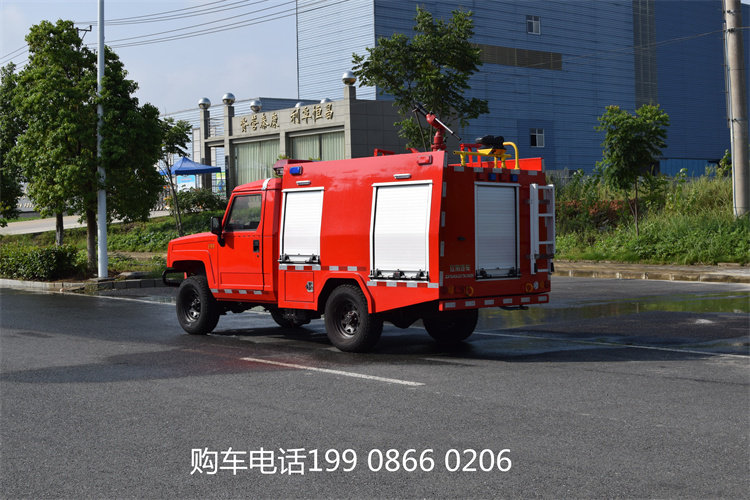 越野森林消防车