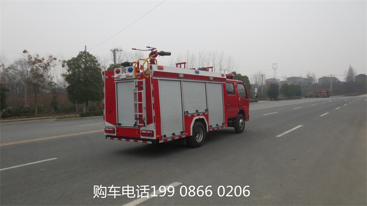 2吨东风水罐消防车