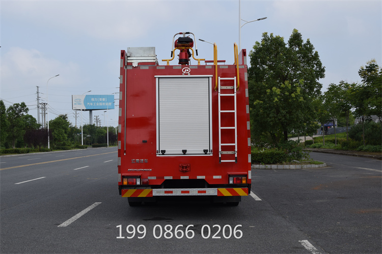 16吨五十铃泡沫消防车