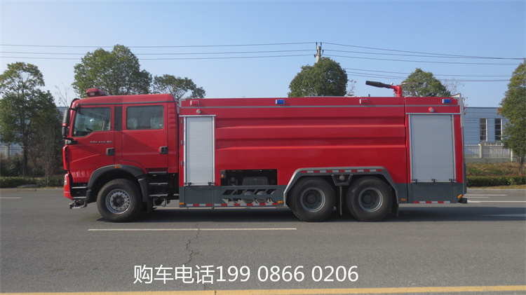 16吨重汽豪沃水罐消防车