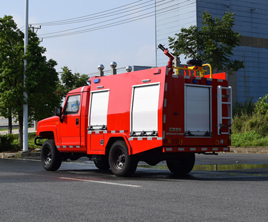 北汽1吨水罐消防车