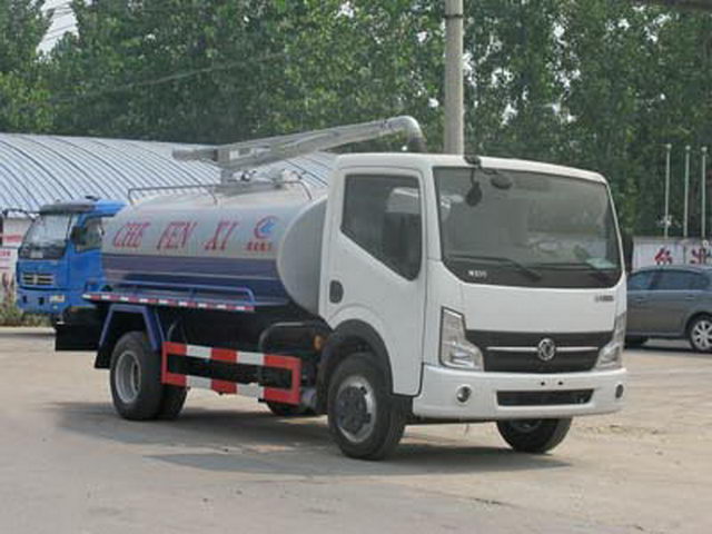 东风凯普特吸粪车