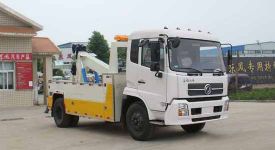 东风天锦清障车