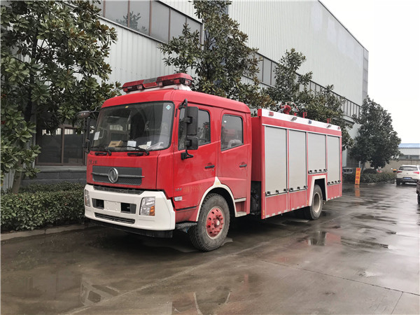 東風福瑞卡（2噸）消防車
