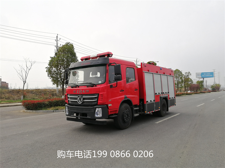 6吨东风水罐消防车
