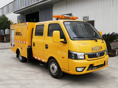 JDF5041XXHE6型救险车1.jpg